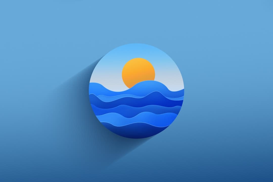 Eine kreisförmige Grafik einer gelben Sonne, die über blauen Wellen unter- oder aufgeht, mit einem hellblauen Himmel, alles vor einem einfarbig blauen Hintergrund.
